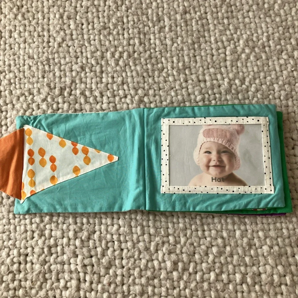 Lovevery Soft Cloth Baby Activity Book Tactile Sensory Crinkle Pages Rainbow Cat